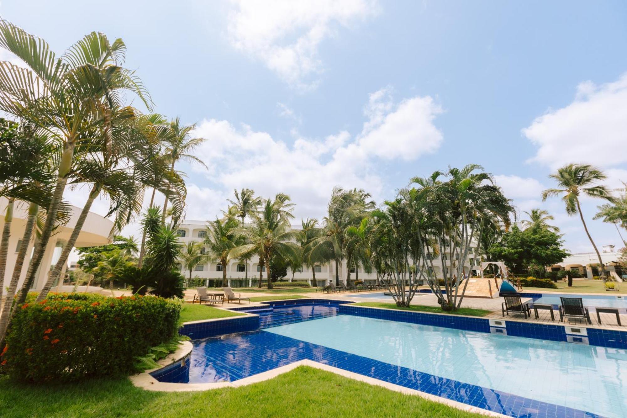 Blue Tree Towers Sao Luis Hotel Exterior photo A swimming pool in a resort in Punta Cana, Dominican Republic